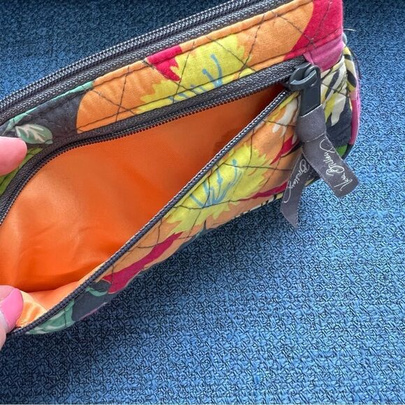 Vera Bradley Jazzy Blooms Wristlet Phone Case Wallet Purse Grey Floral Tropical - Picture 5 of 6